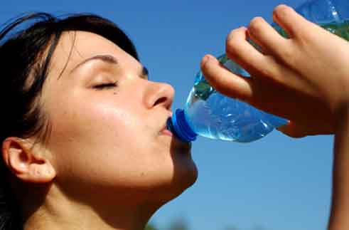 Benefícios de beber água